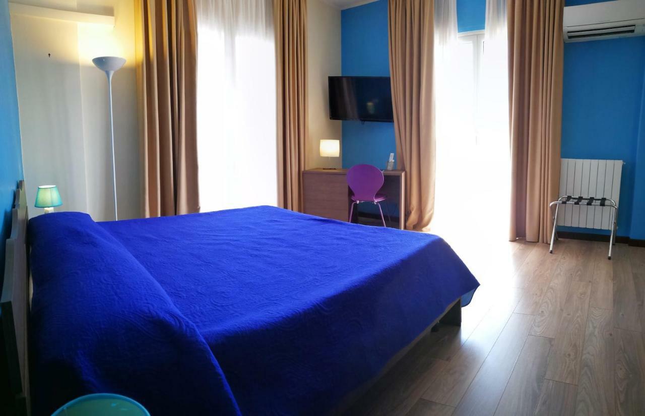 Casa Come Me Палермо Екстериор снимка
