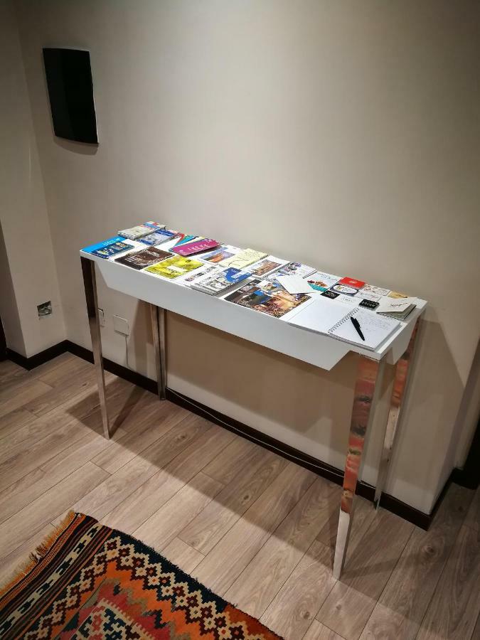 Casa Come Me Палермо Екстериор снимка